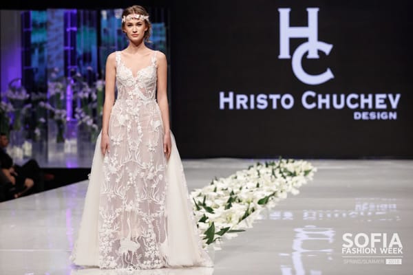 Христо Чучев показа стилна булчинска колекция с  пролетни акценти